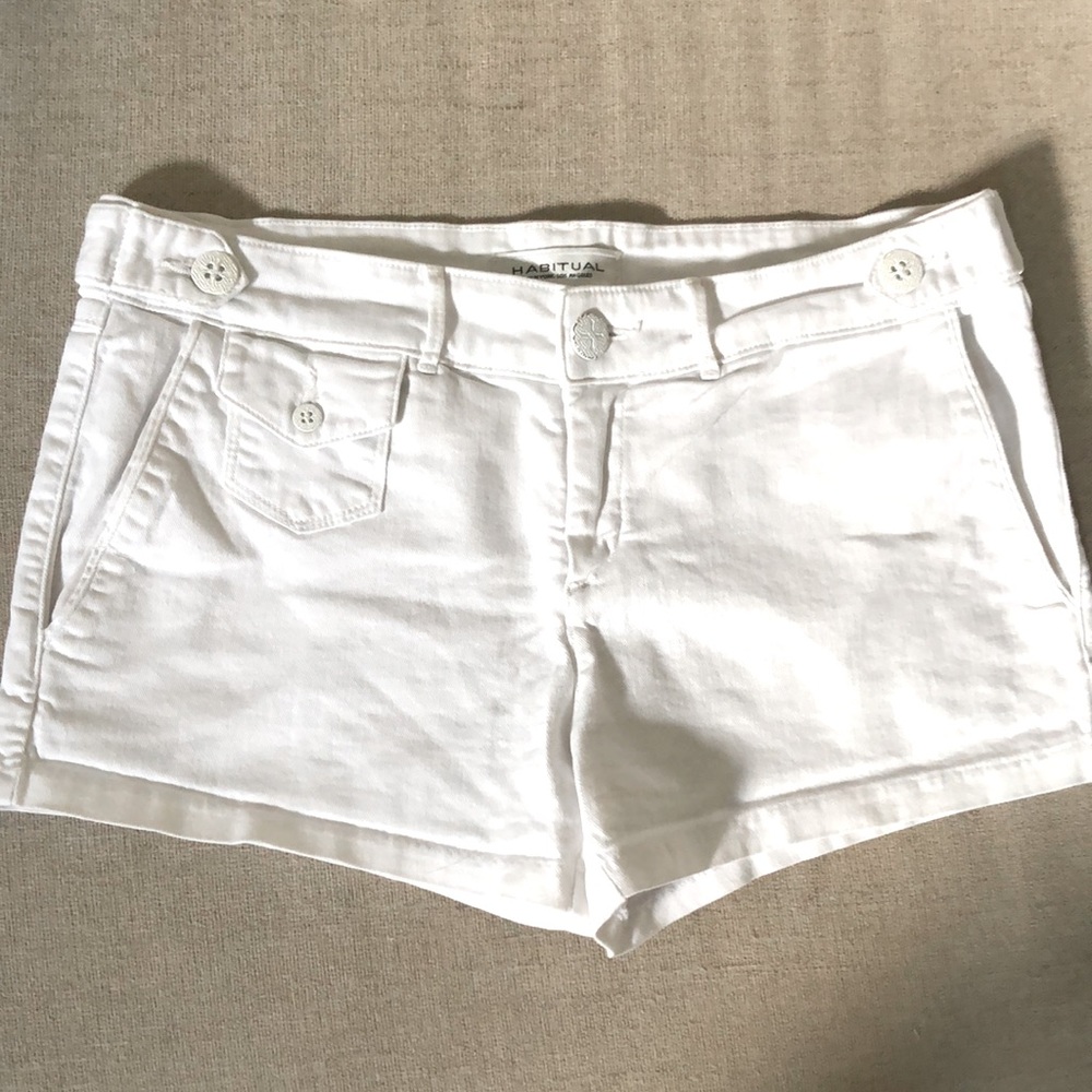 Habitual white Jean shorts size 29
